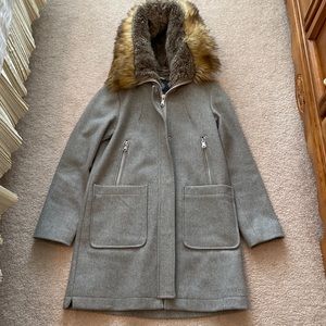 Vince Camuto Gray Wool Fur Hooded Jacket SZ S double front pockets.